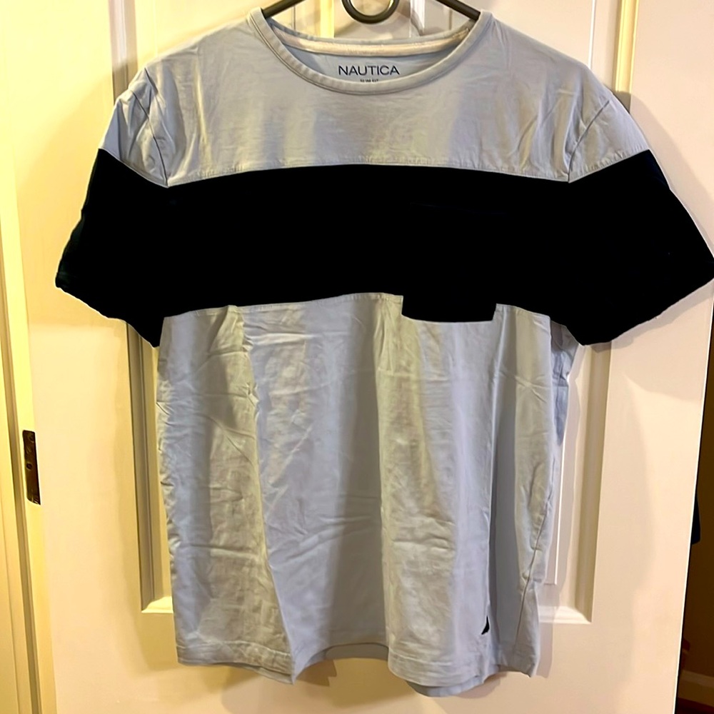 Men’s Nautica tshirt